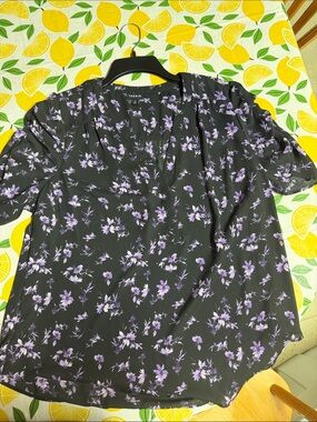 torrid Black V-Neck Blouse with Lavender Floral Print